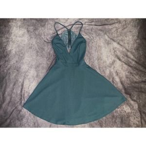 TRAC Womens Size M Teal Blue Open Back Floral Design Dress